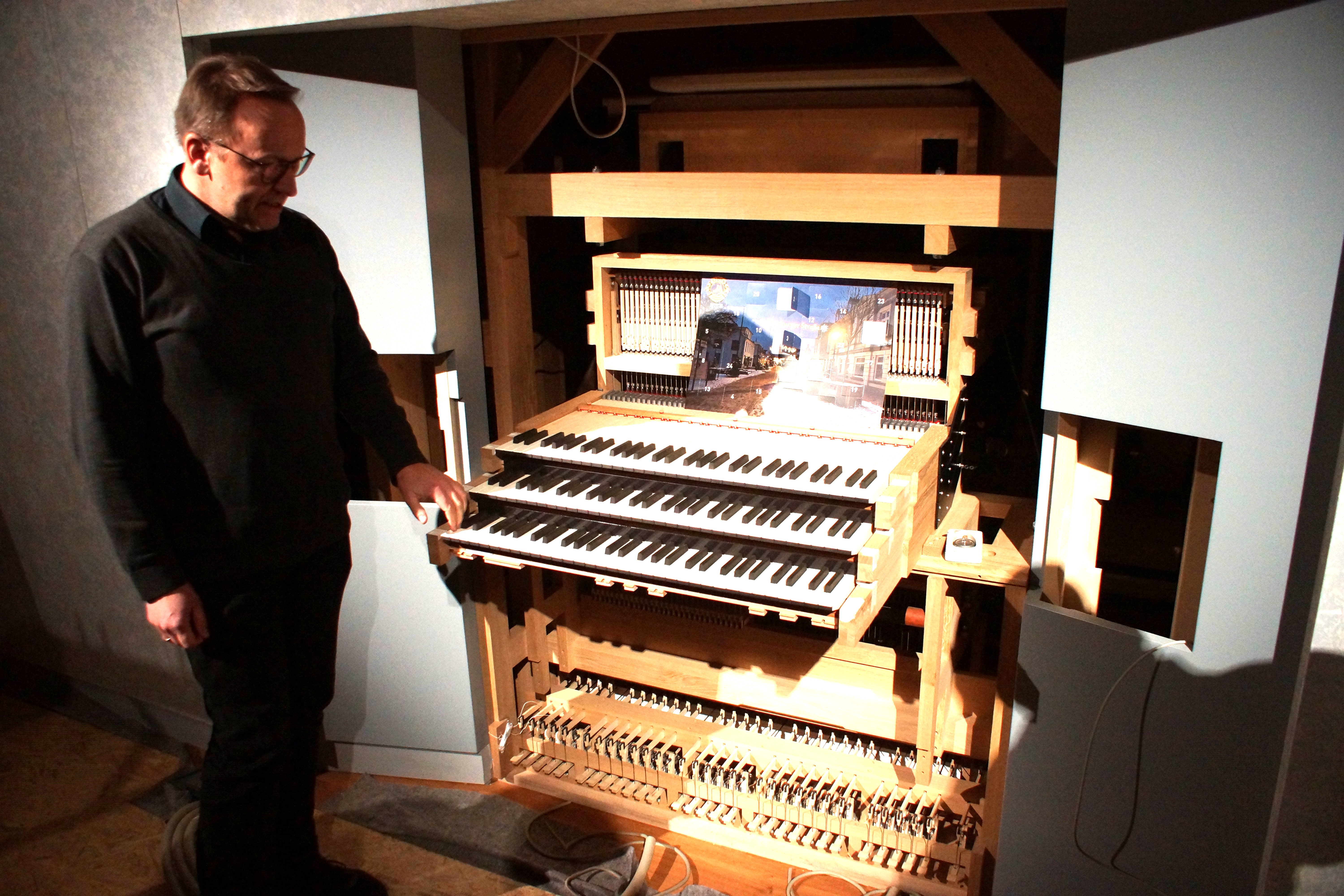 Bau der neuen Orgel